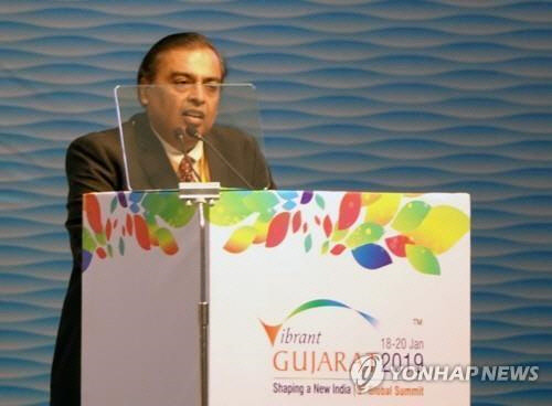 무케시 암바니 릴라이언스 인더스트리 회장  연합뉴스